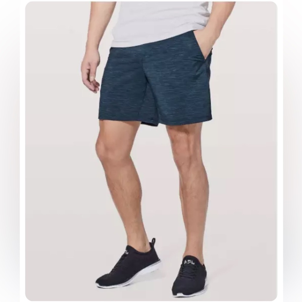 Lululemon Mens Pace Breaker Short Linerless 7" Size L